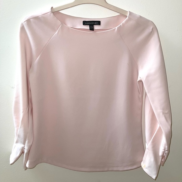 Banana Republic Tops - Banana republic long sleeve top petite XXS